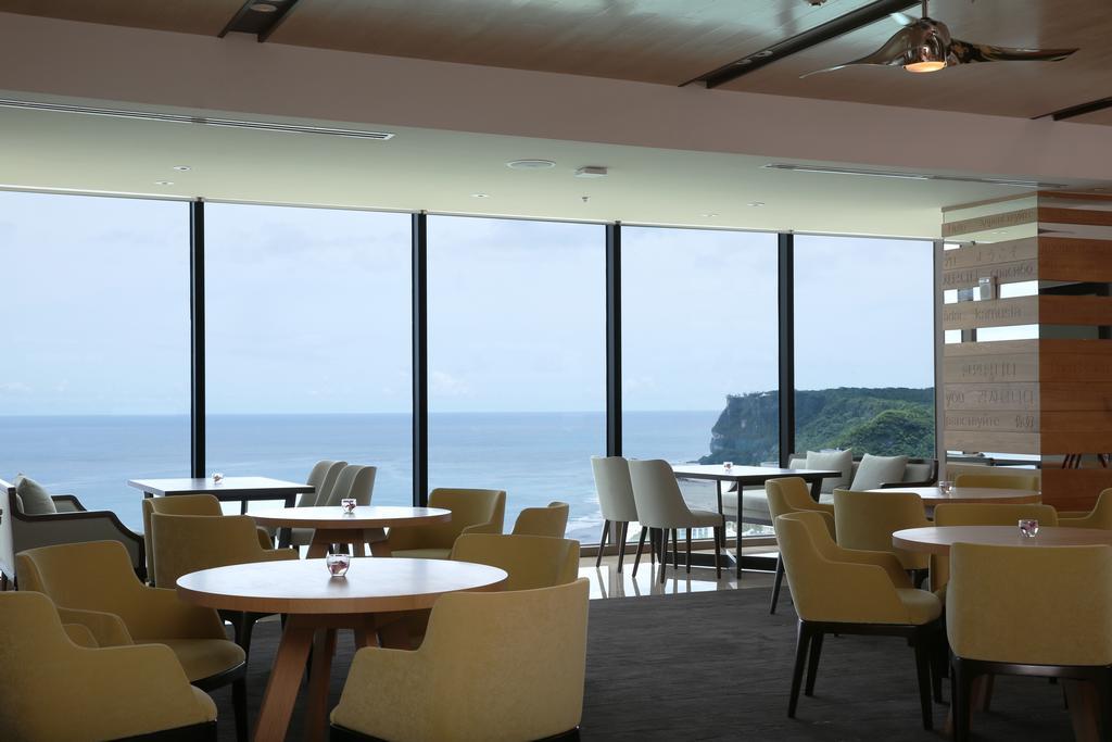Dusit Thani Guam Resort Tumon Exterior photo